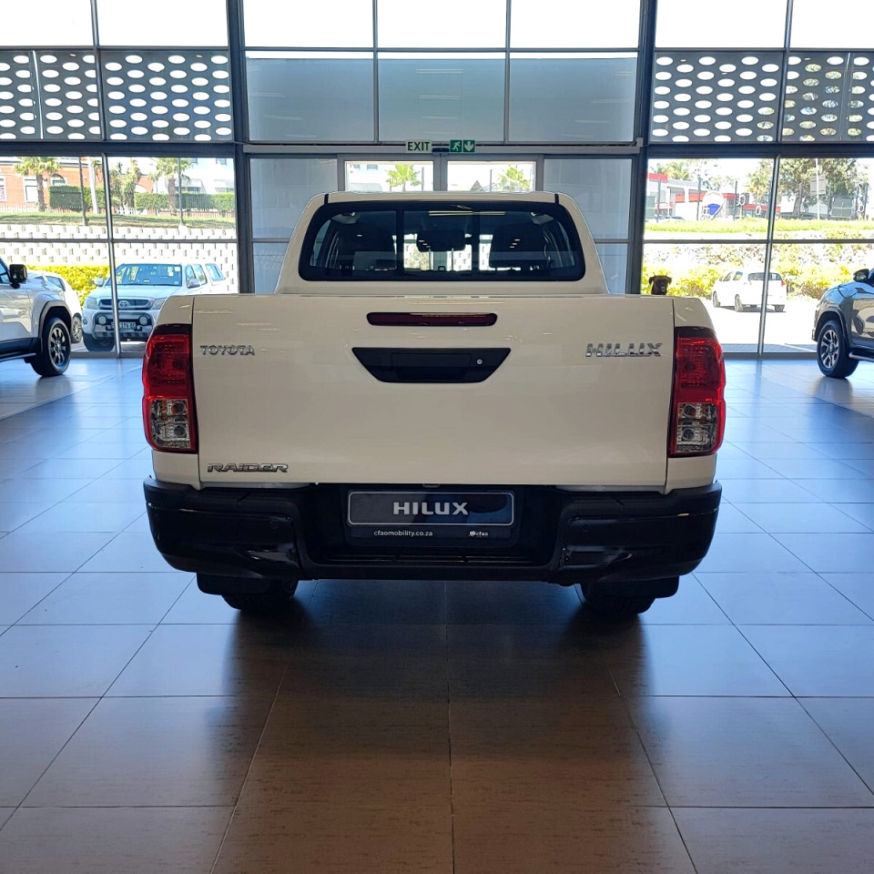 Photo 5 of 14