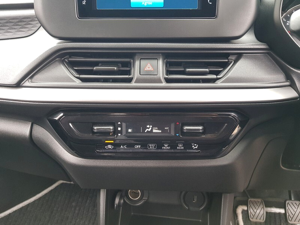 Photo 20 of 21