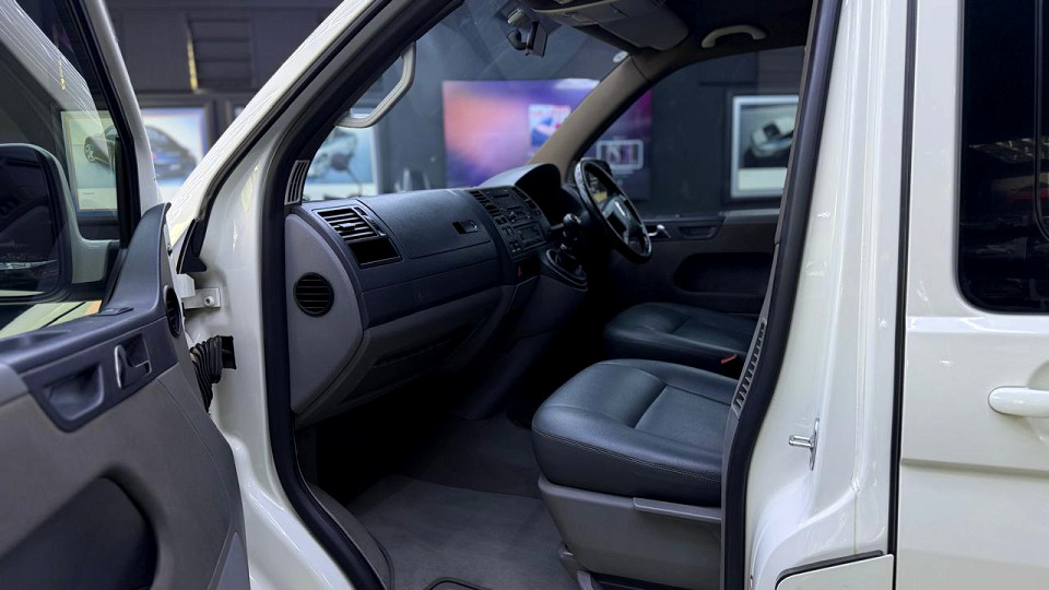 Photo 13 of 30