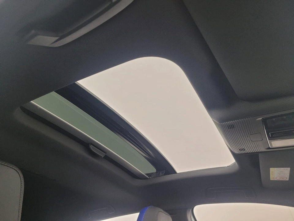 Photo 10 of 28