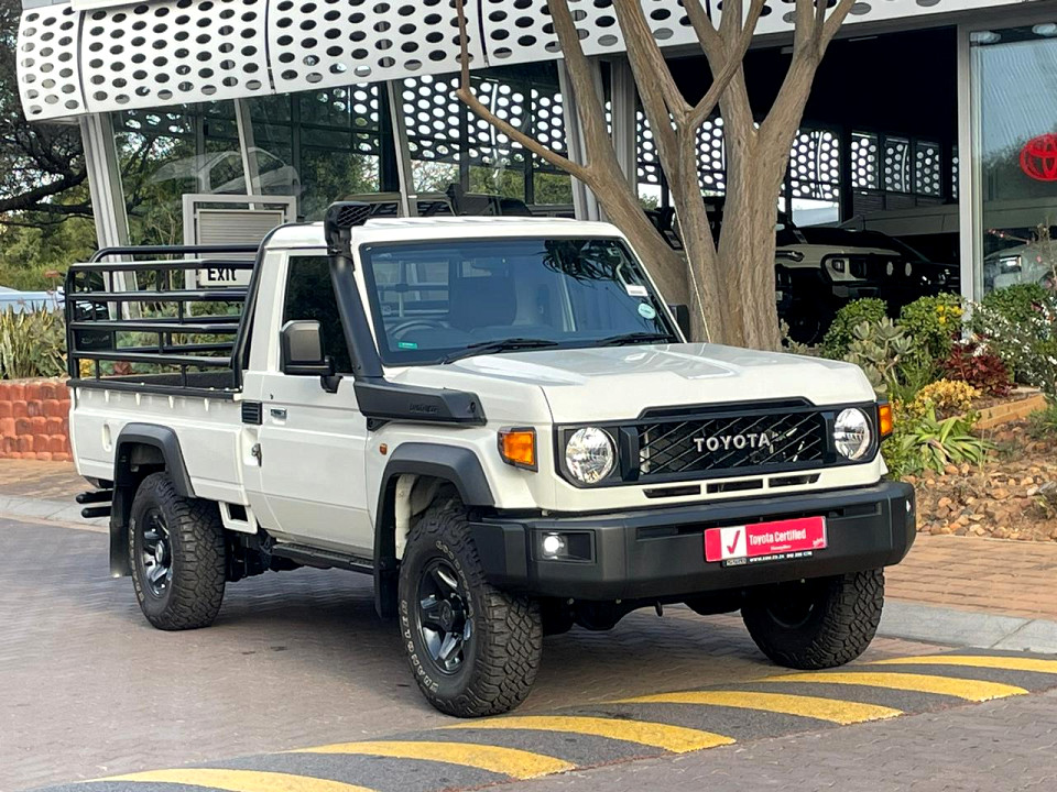 Photo 2 of 14