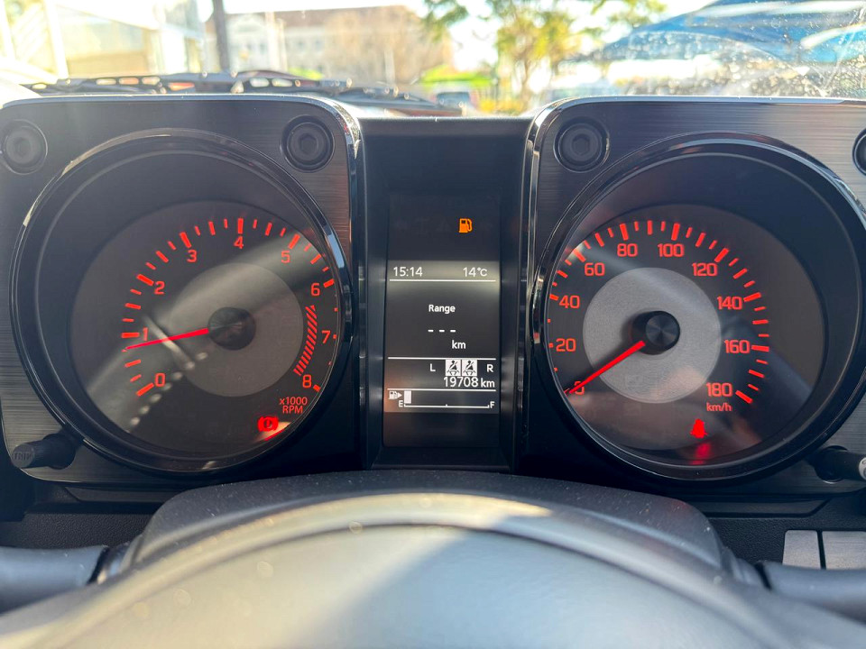 Photo 24 of 51