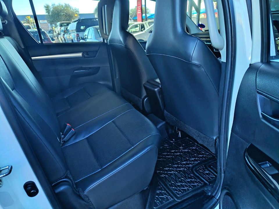 Photo 12 of 17