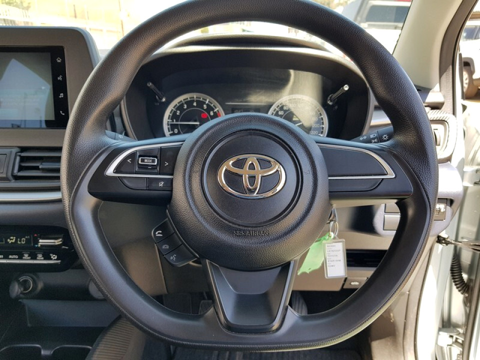 Photo 18 of 21