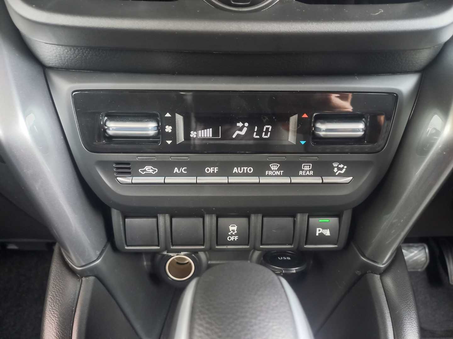 Photo 9 of 20