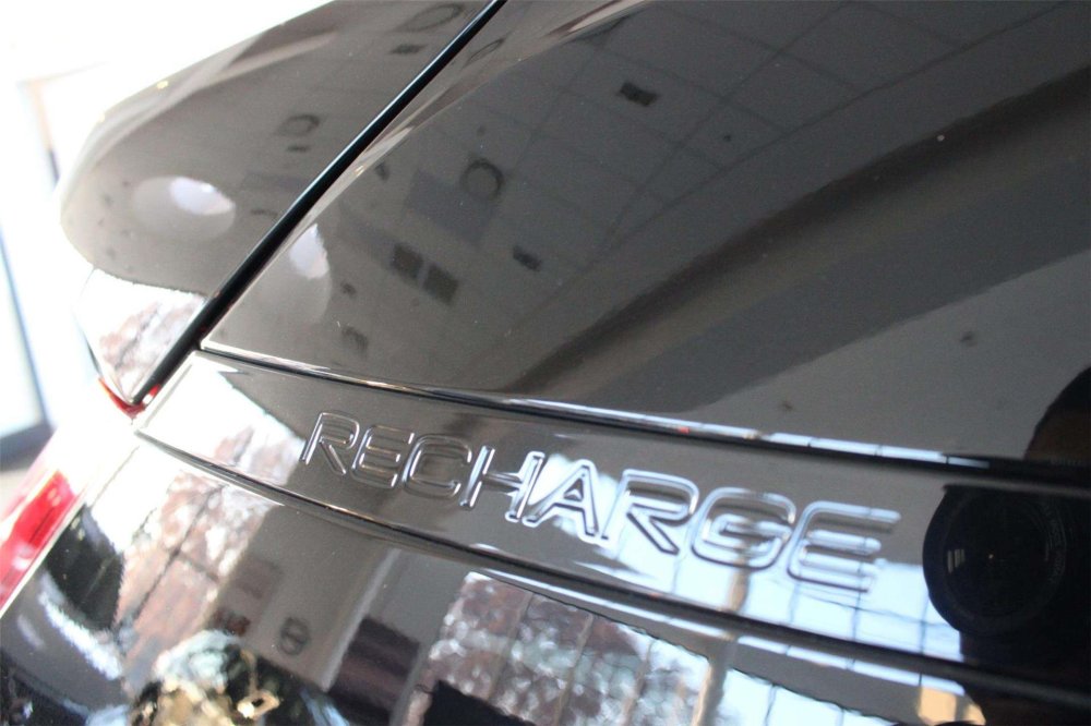 Photo 13 of 20