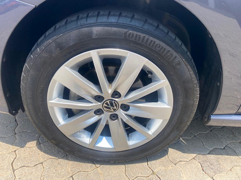 Photo 10 of 19