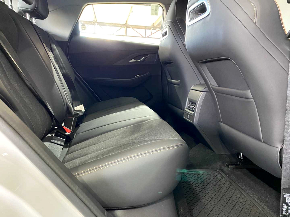 Photo 10 of 20