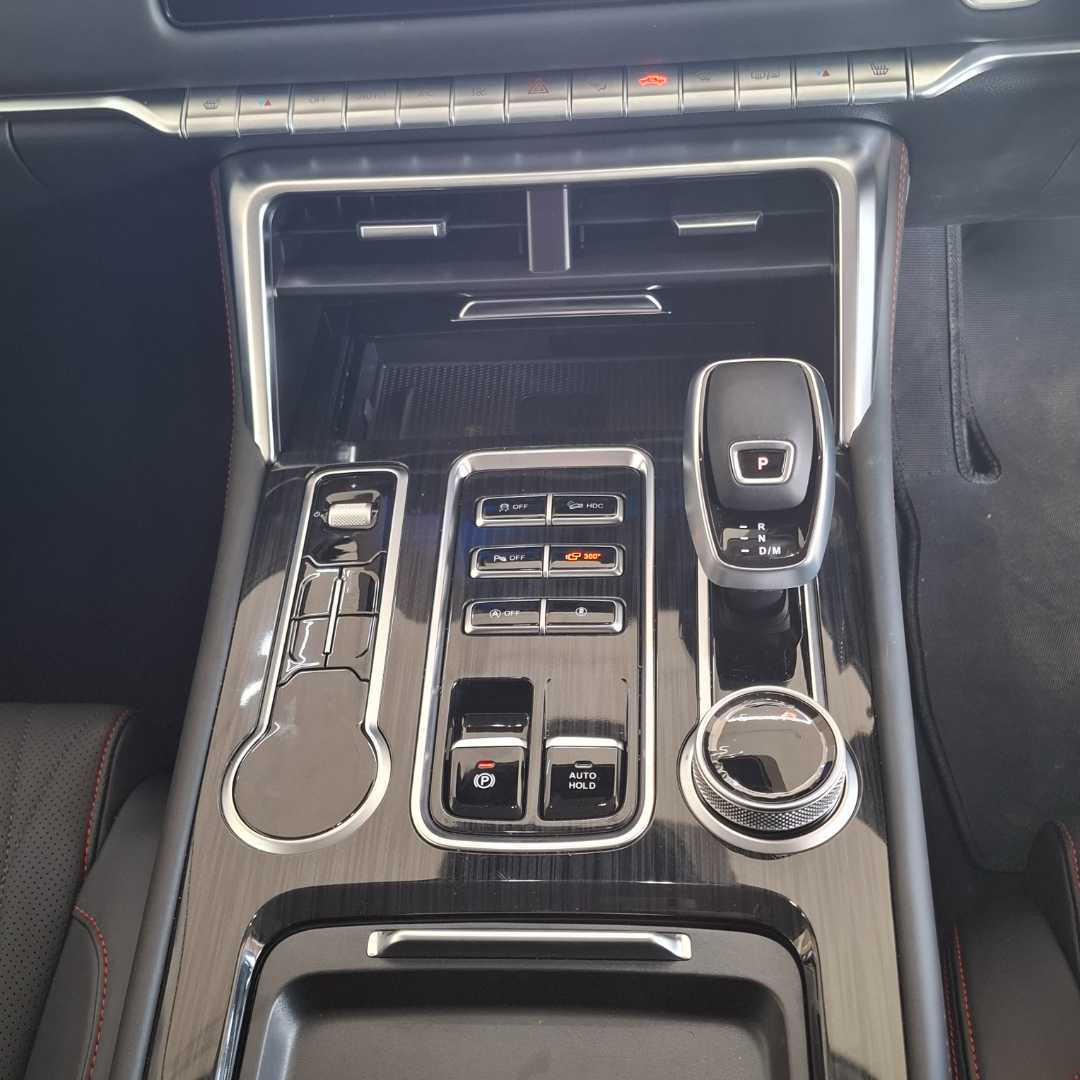Photo 20 of 27