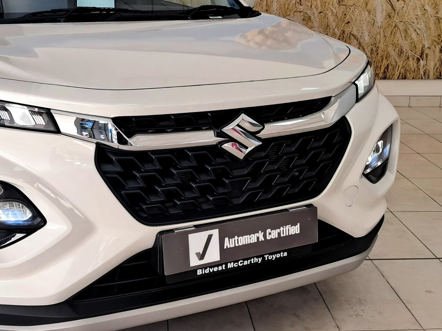 Photo 3 of 18