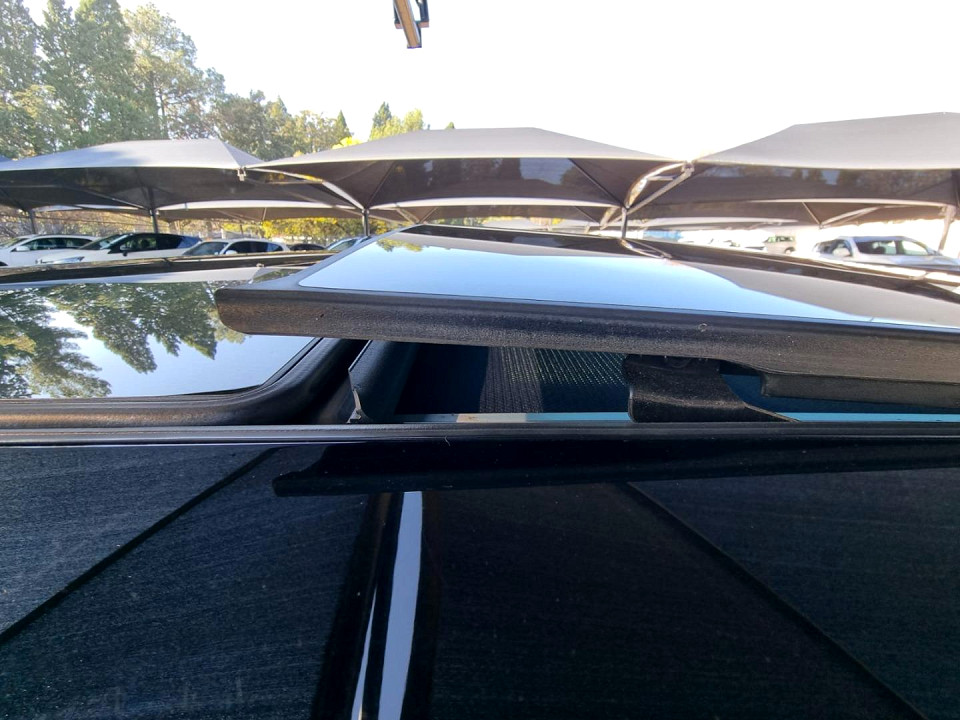 Photo 16 of 18