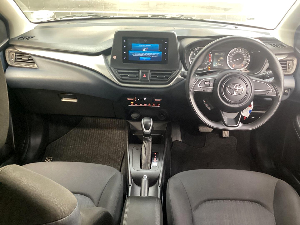 Photo 14 of 24