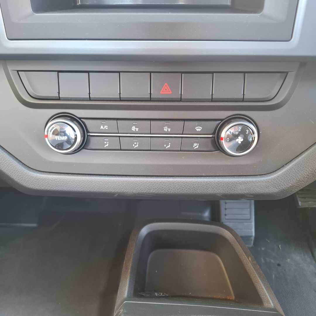 Photo 16 of 22