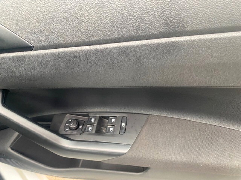 Photo 16 of 18