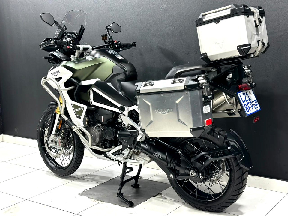 Photo 5 of 16