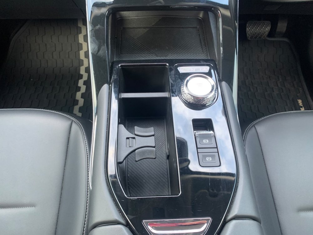 Photo 14 of 22