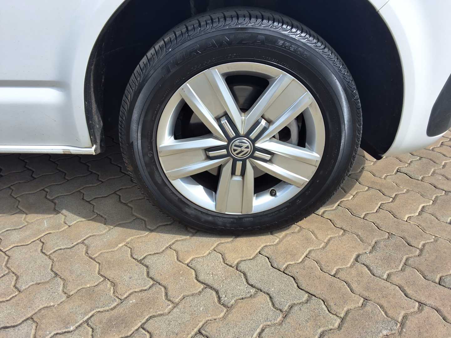 Photo 20 of 23