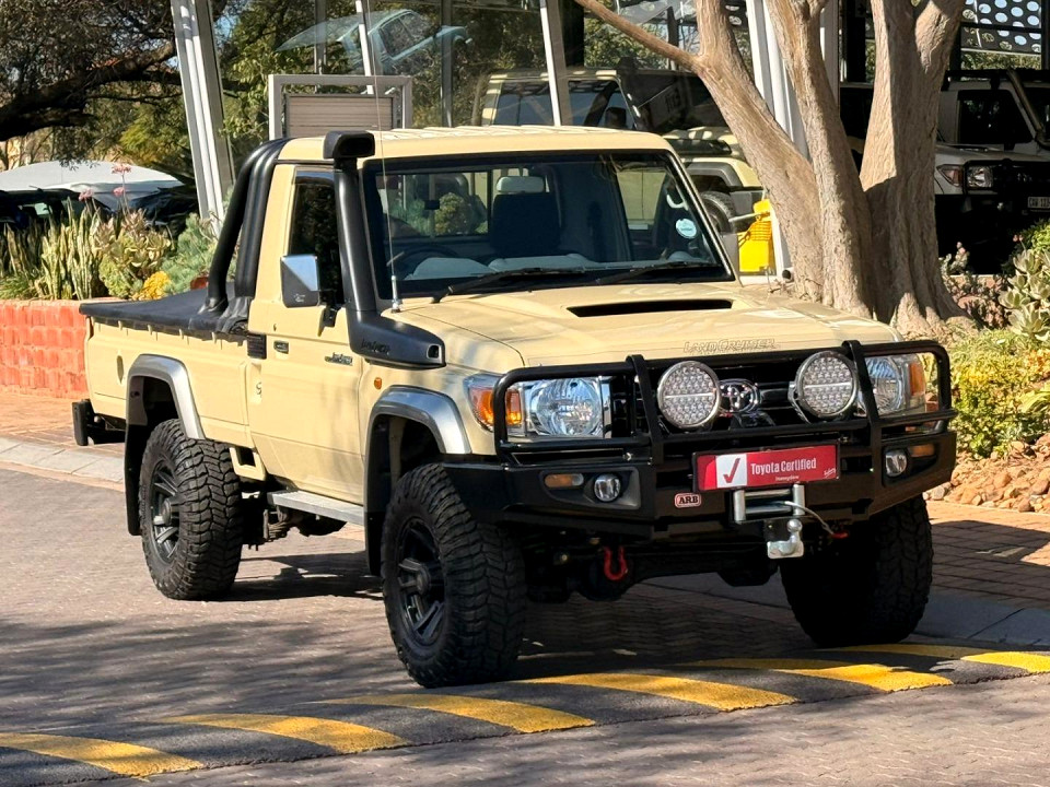 Photo 2 of 17