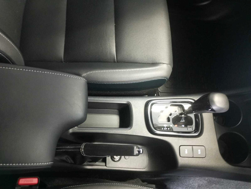 Photo 4 of 6