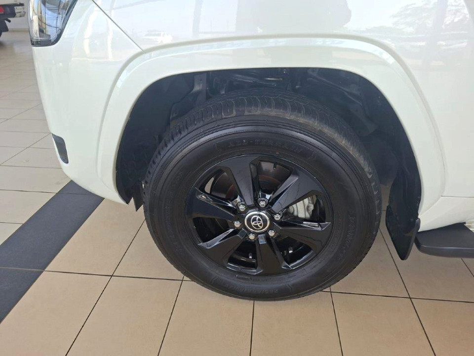 Photo 14 of 17