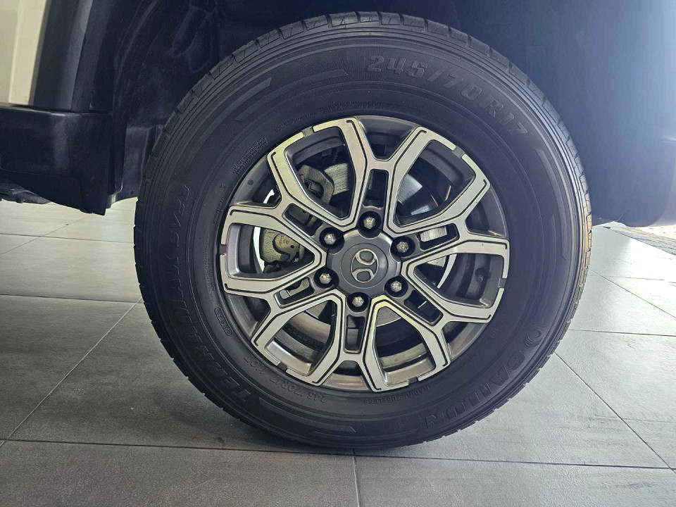 Photo 16 of 20