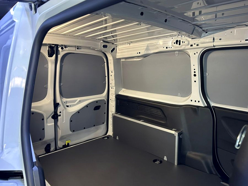 Photo 17 of 30