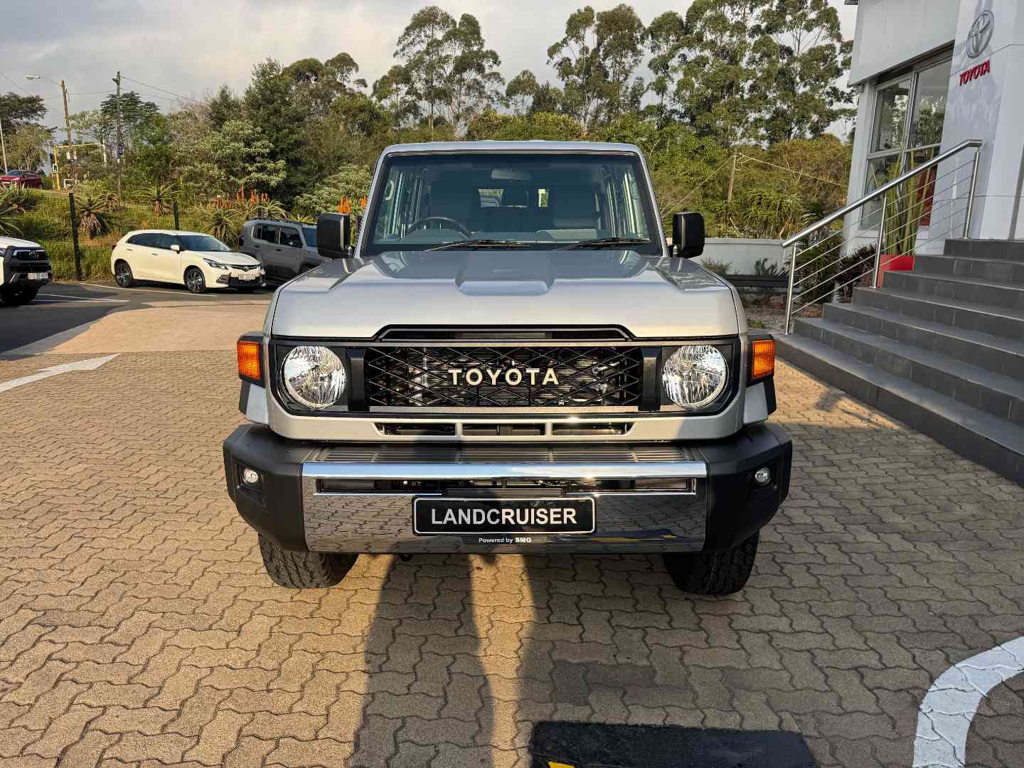 Photo 3 of 23
