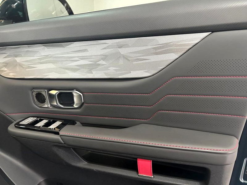Photo 19 of 30