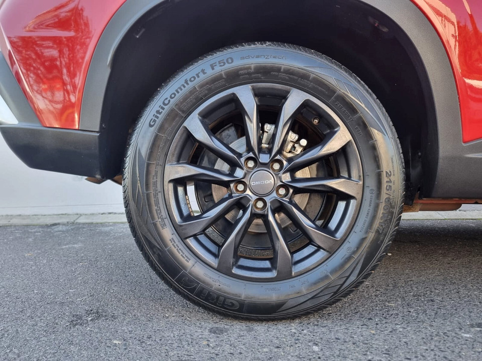 Photo 9 of 16