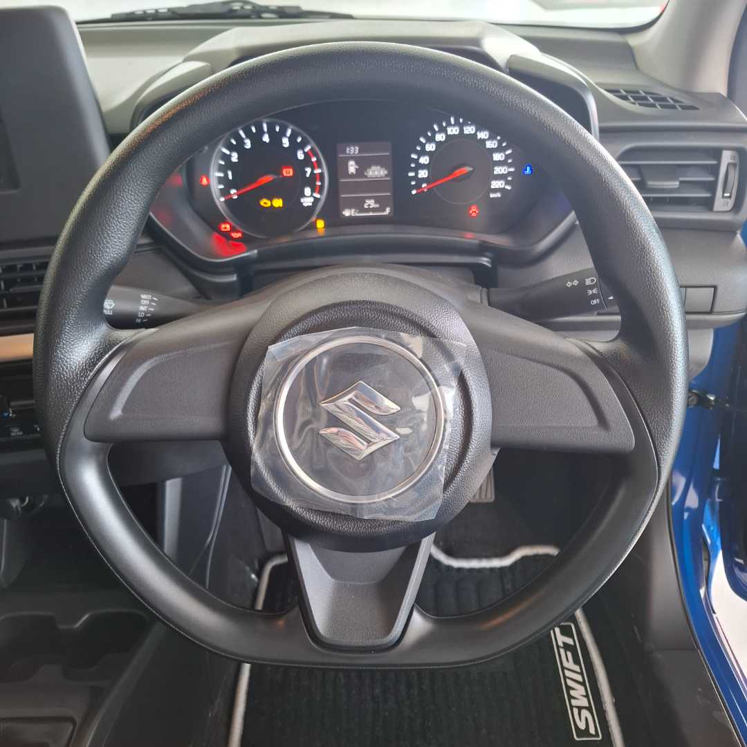 Photo 14 of 25