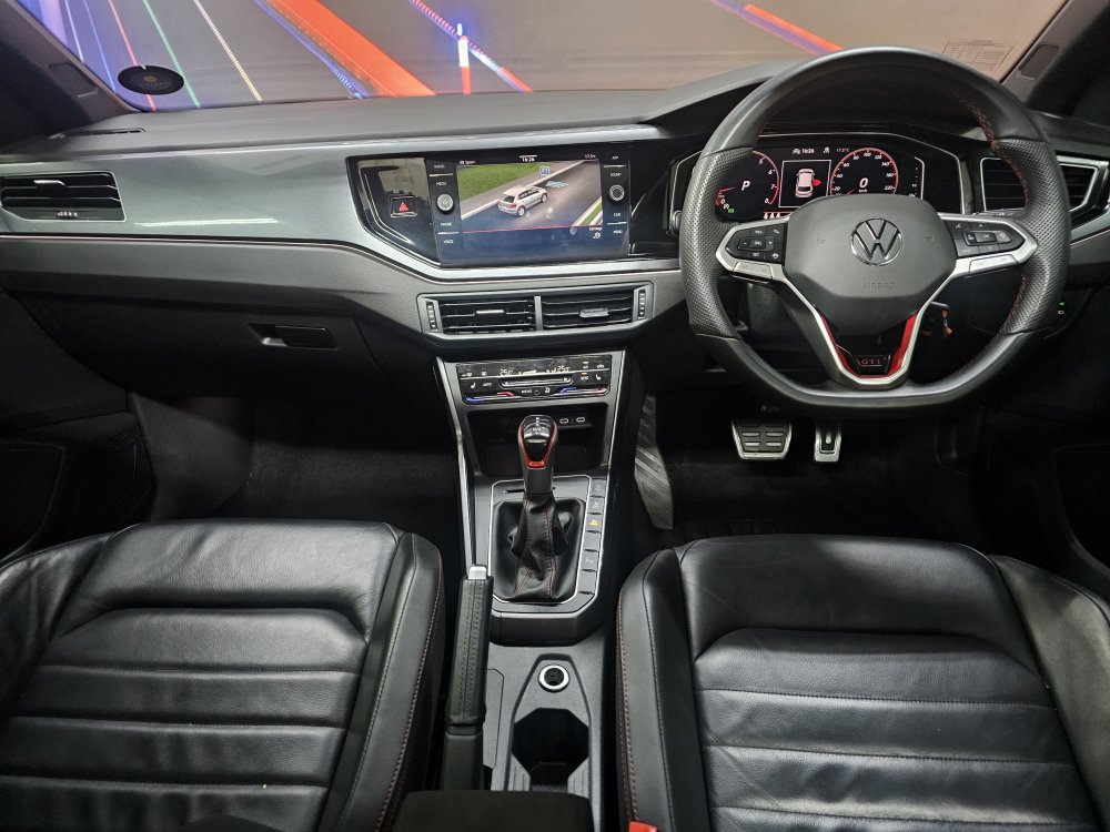 Photo 11 of 15