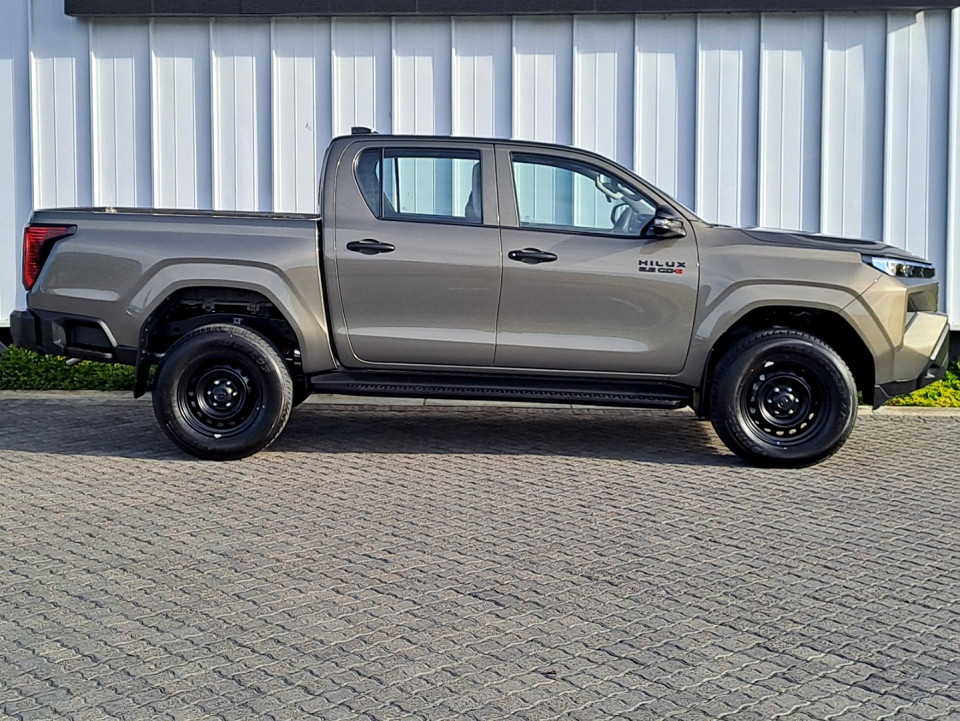 Photo 3 of 15