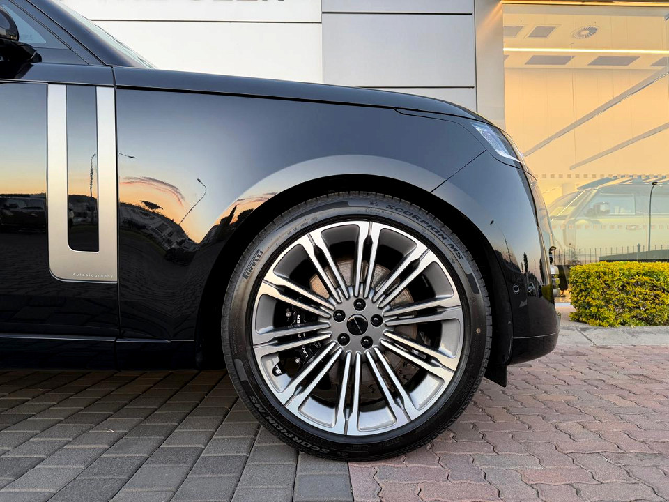 Photo 4 of 21