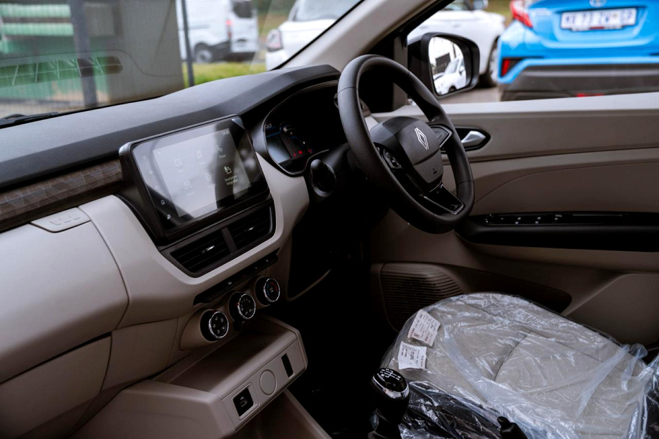 Photo 13 of 26