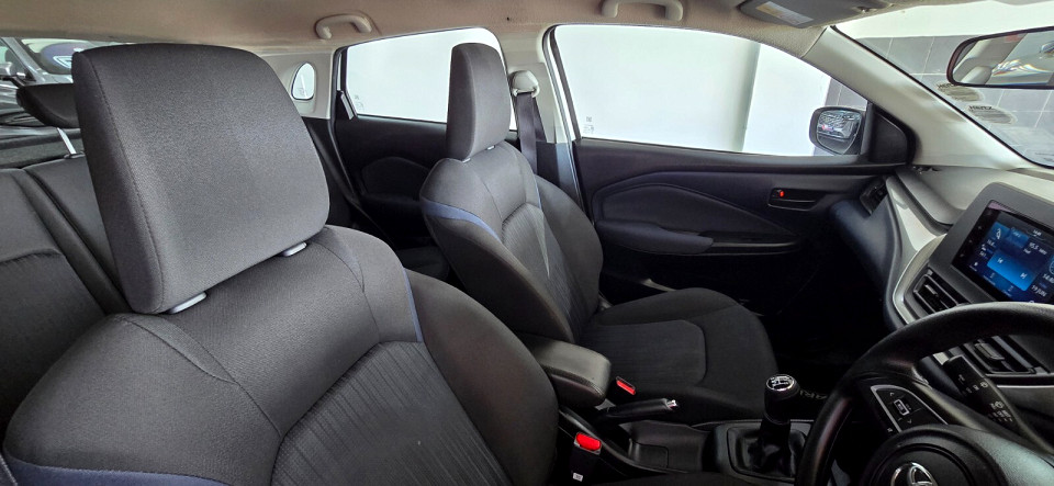 Photo 23 of 27