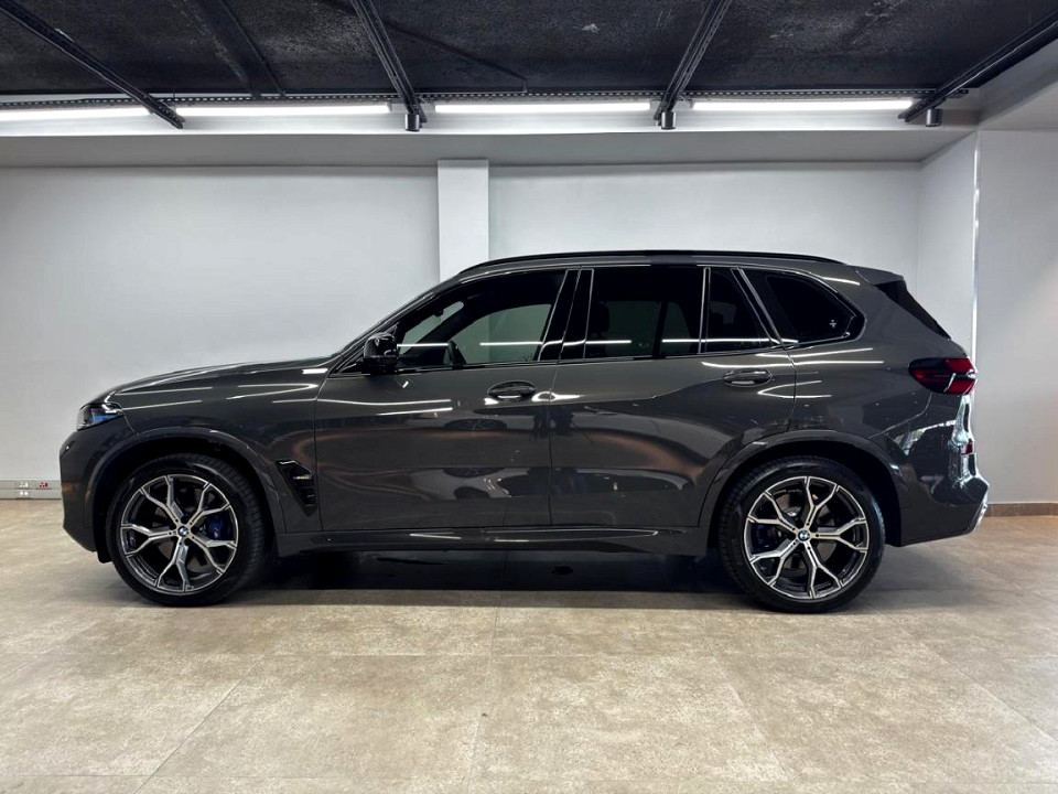 Photo 3 of 16