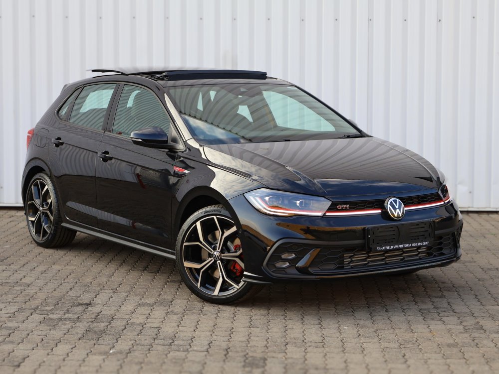 Photo 1 of 32