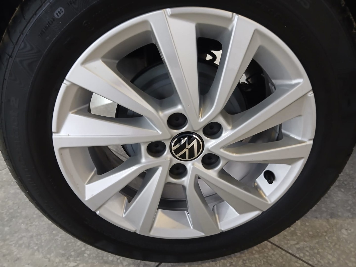 Photo 14 of 24
