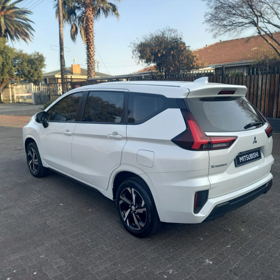 Photo 10 of 20