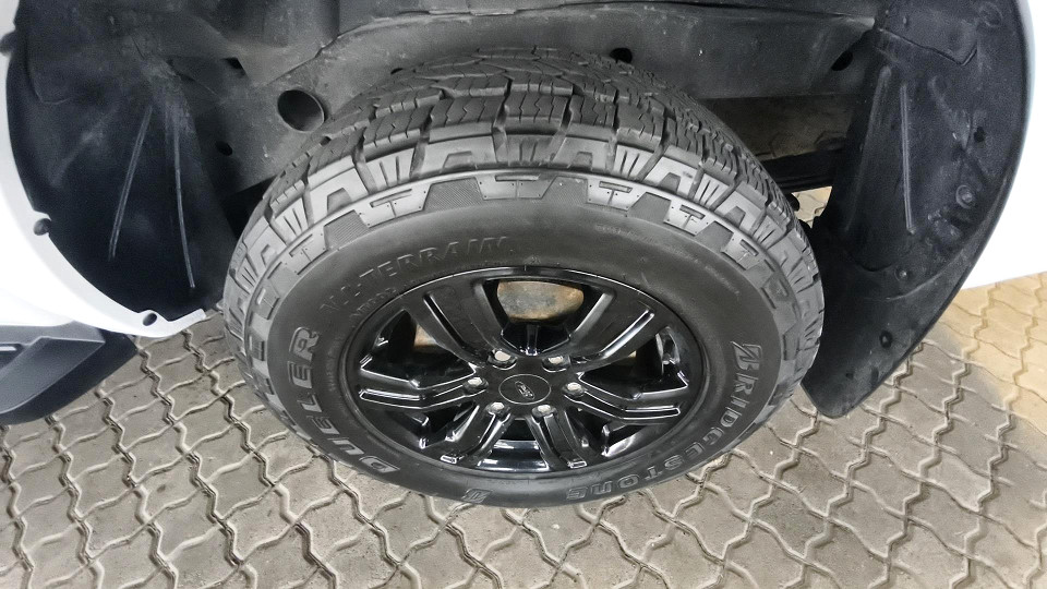Photo 18 of 25