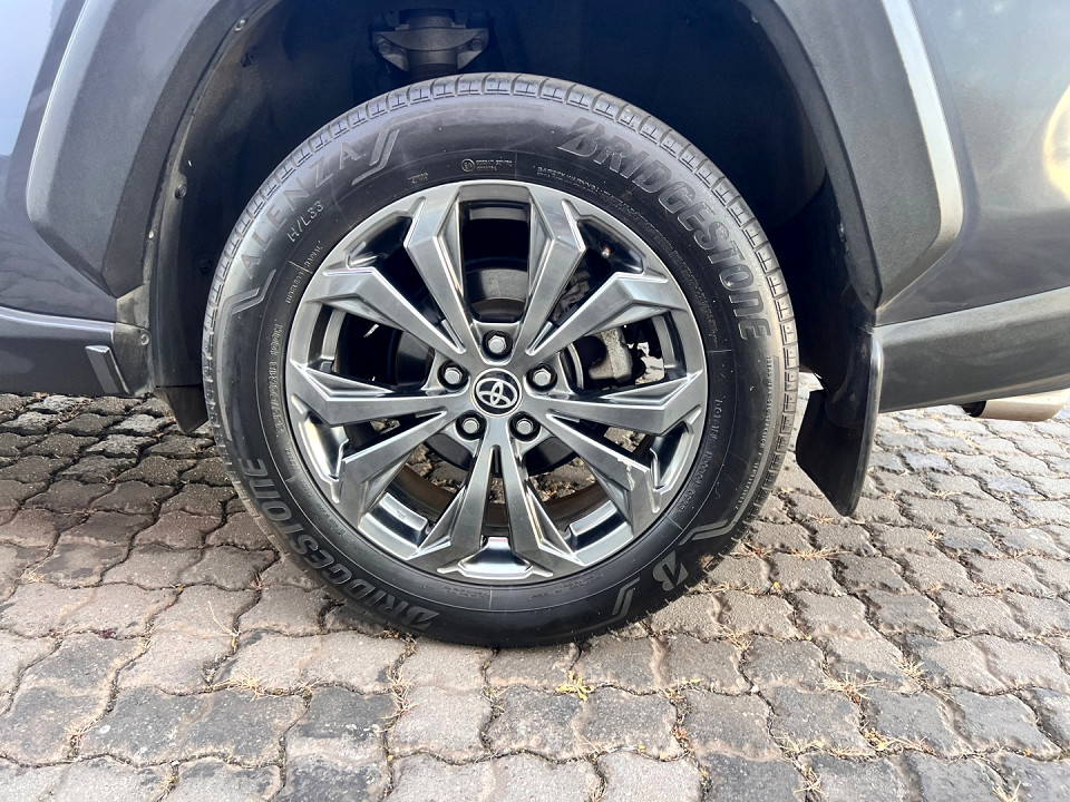 Photo 13 of 18