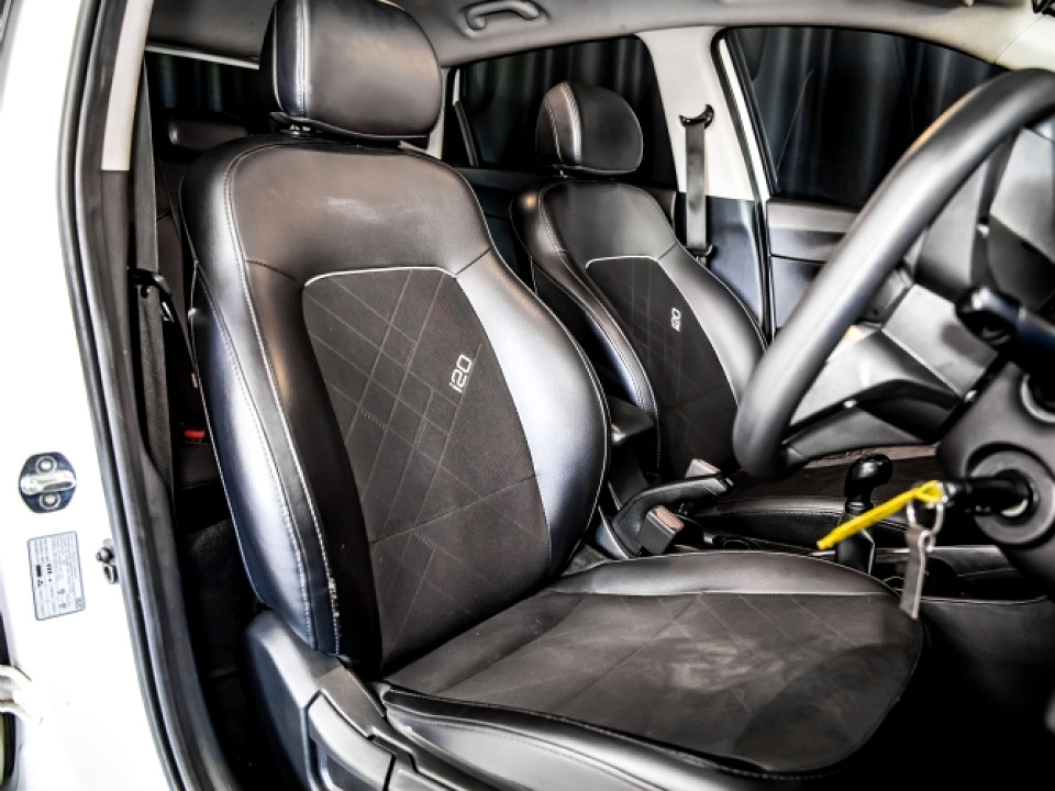Photo 10 of 11