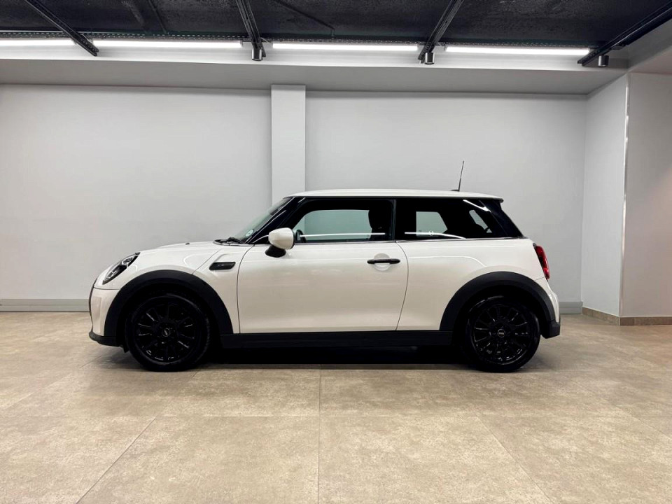 Photo 3 of 20