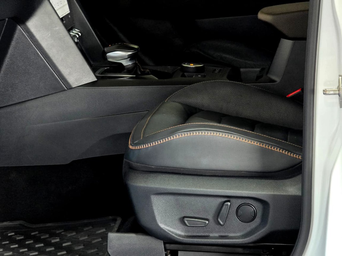 Photo 22 of 35