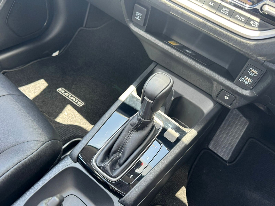 Photo 18 of 20