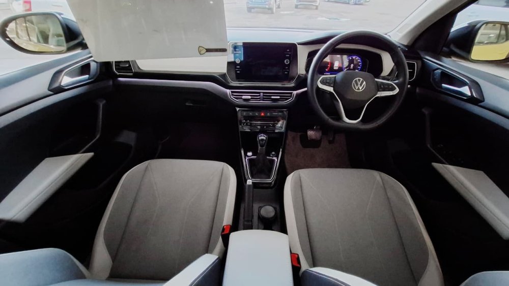 Photo 3 of 9