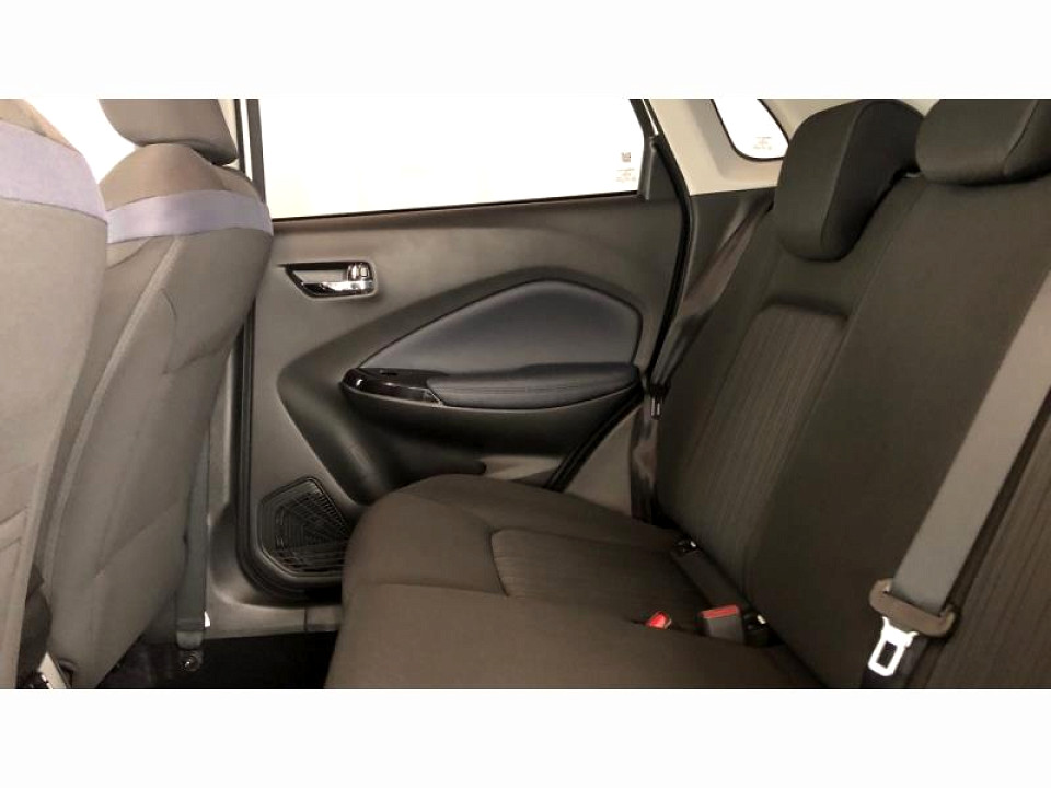 Photo 11 of 30