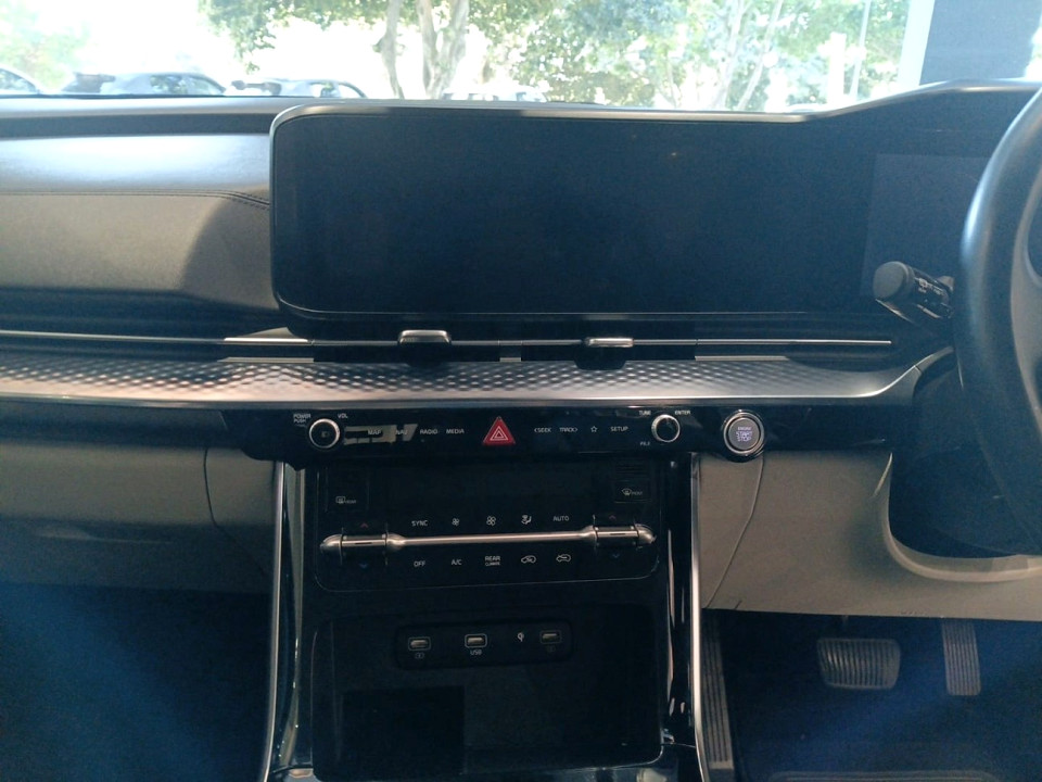 Photo 12 of 20