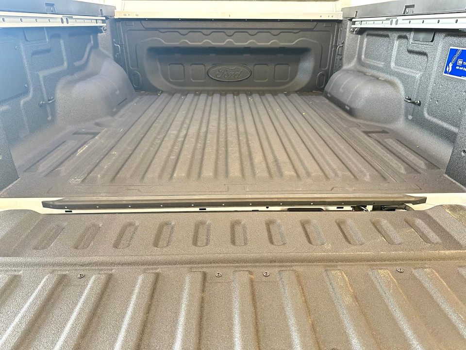 Photo 16 of 24