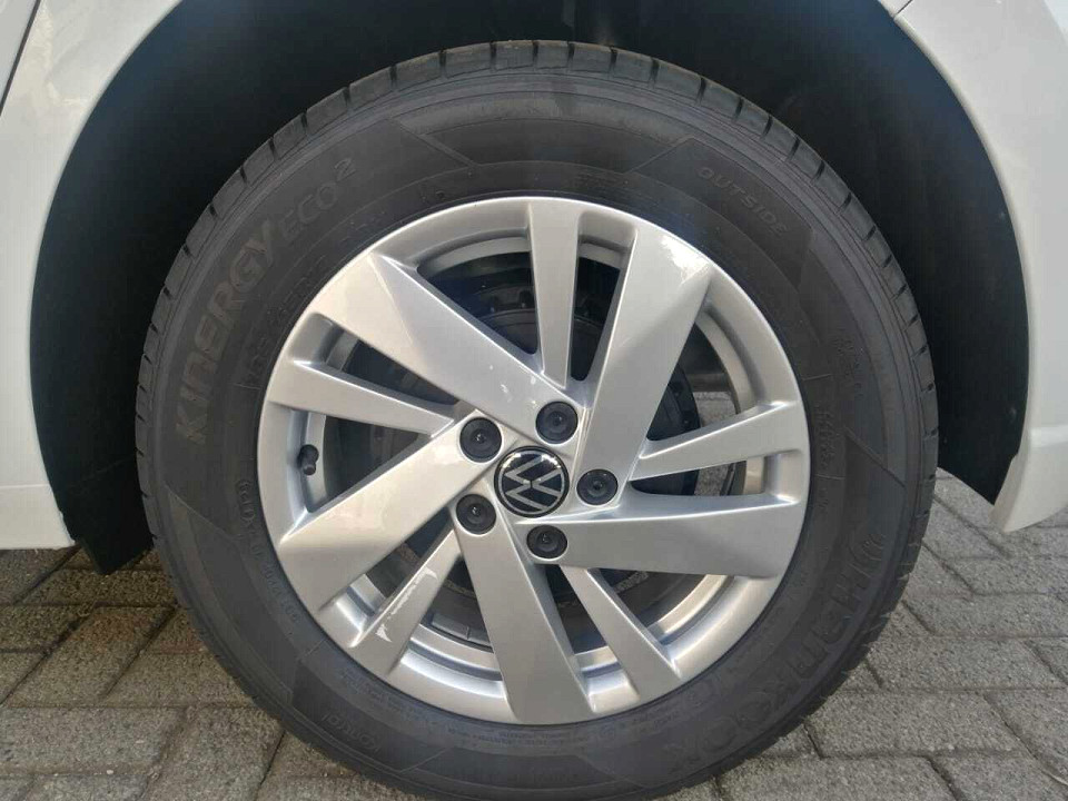 Photo 4 of 21